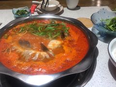 -聚黔堂凯里酸汤鱼美食店