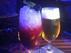 -OZONE 顶楼酒吧(香港丽思卡尔顿酒店)
