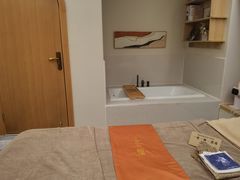 -瑶舍头疗·瑶浴·芳香热石SPA(五洲国际店)