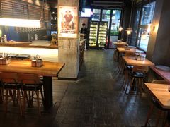 大堂-Devils’ Brewery小恶魔精酿啤酒(武汉天地店)