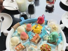 -亚龙湾喜来登·美景台大堂吧