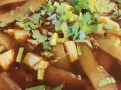 -拈签一笑黄牛肉辣卤串串