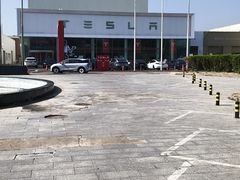 -TESLA 特斯拉(北京南四环中路特斯拉中心)