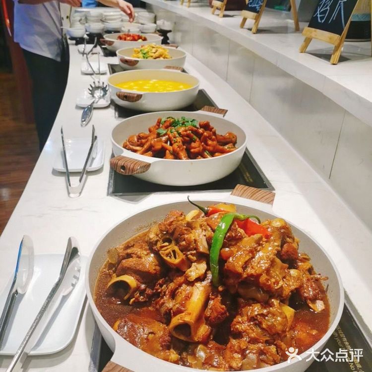 需要带着128G的胃去吃的自助餐——东营蓝海新悦大饭店自助餐