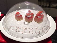 -皇城豪门酒店-美多娜国际美食餐厅