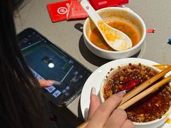 -海底捞火锅(杭州滨江九宜城店)