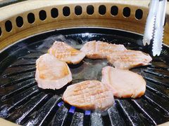 -炼火烤肉店