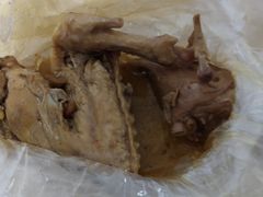 -梁老三麻辣鸡头总店