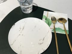 -ins森林童话餐厅coffee&bistro