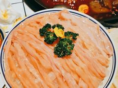 -旧街市鲜货老火锅(大光路店)