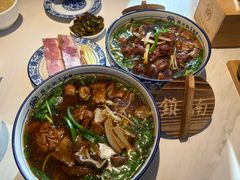 -镇南锅盖面馆(解放路店)