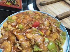 -人民公社铁锅炖·东北菜(卫国道店)