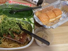 鸡肉松仁菠菜汁意面-西堤牛排(龙德广场店)