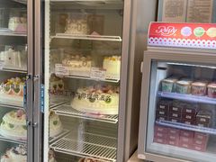 -红宝石·鲜奶小方·海派西点房(南丹店)
