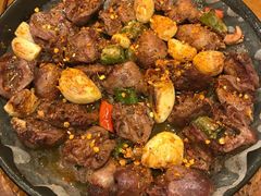 -老东镇啤酒屋海鲜加工·蒸汽海鲜·海鲜烧烤(台东店)