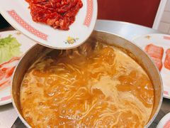 鲜匙柄-燃计沙茶皇·香港沙茶火锅(人广旗舰店)