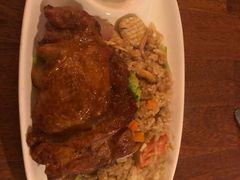 -玛格萝妮比萨屋(四平店)