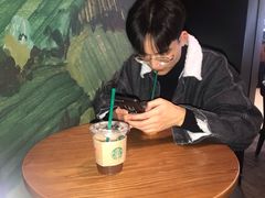 -星巴克(武汉保利时代)