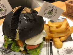 -LO CALCOW卡路力轻食主义餐厅(陆家嘴店)