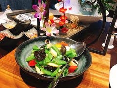 -六扇门潮汕牛肉火锅(BGC店)