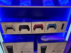 -鹰巢数码EAGLE’S NEST(燕莎店)