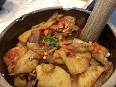 土豆烧肉-擂饭(五一广场店)