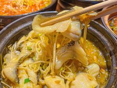 -有红鸡毛店·砂锅菜(抚琴夜市店)