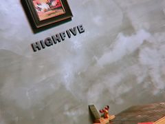 -HIGH FIVE哈福手工汉堡(桂林路店)