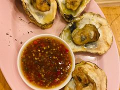 -J Daeng Seafood