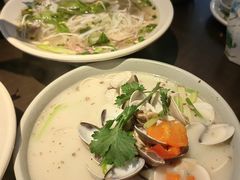 -大头虾越式风味餐厅(光明广场店)