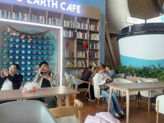 -抱抱地球咖啡馆(国家海洋博物馆店)