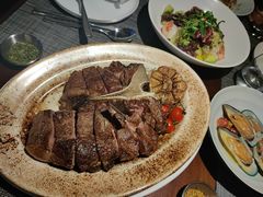 -MONICH牛排融合餐厅(和义大道购物中心店)