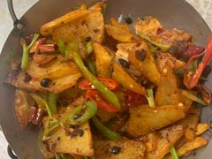 -东北风味思缘食府(对湖路店)