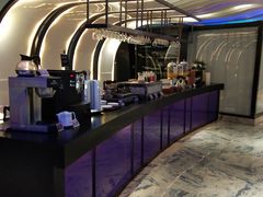 -亚洲国际大酒店·云顶阁旋转自助餐厅