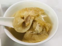雞煲翅-新陶陶酒家