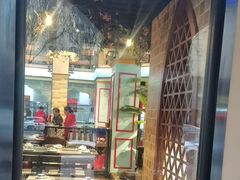 -壹号院音乐餐厅•烤全羊•新疆菜(浐灞店)