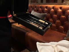 -恰餐厅及酒吧 CHAR Bar & Grill (北京丽都皇冠假日店)