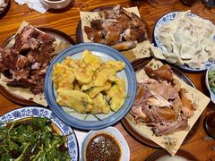 -六禾熏酱小酒馆·东北菜(海甸岛店)