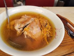 松茸藏香鸡-缘生态云南菜·野生菌庭院餐厅(华侨城店)