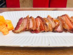 烤脆皮（土）猪肉-中8楼风尚云南菜(颐堤港店)