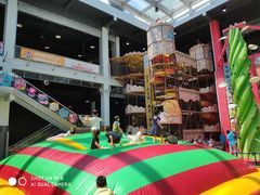 -蒙特利亲子乐园