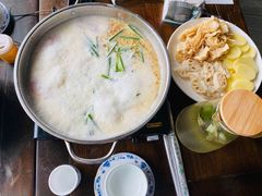 -夏屿湖畔.落日湖景餐厅(普者黑景区店)