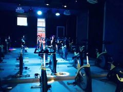 单车室-悦健身游泳健身馆(宋家庄店)