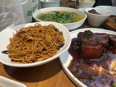 -金枝玉叶上海人家食府(三里河店)