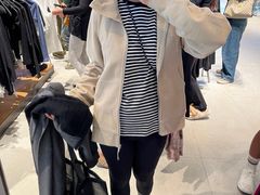 -lululemon(比斯特购物村店)