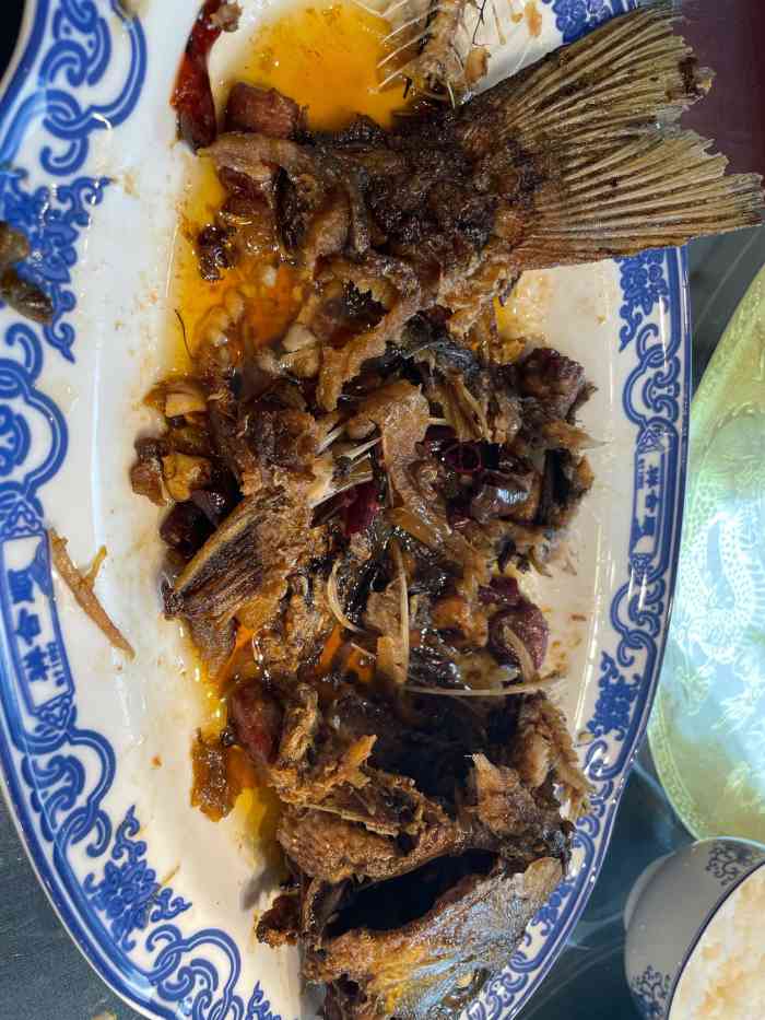 祥合顺干烧鱼(建华西道店)-"[薄荷]环境: 环境一般了点,不过老店铺.