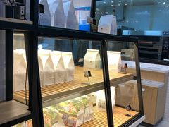 面包甜点陈列柜-爸爸糖吐司面包(南京奥体店)