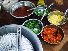 调料台-孖妹上肉饺子馆