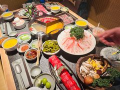 -三出山火锅(南京万象天地店)
