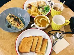 -HELLO 27 意面·沙拉·帕尼尼